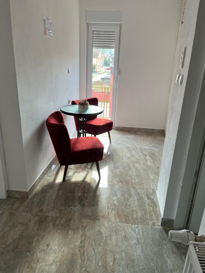 Opg - Zm Apartmani Martinovic Novska ภายนอก รูปภาพ